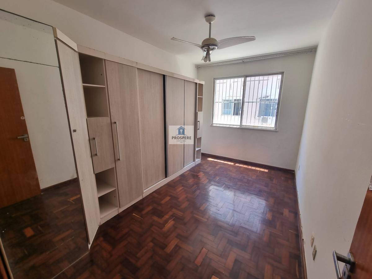 Apartamento à venda com 2 quartos, 70m² - Foto 9