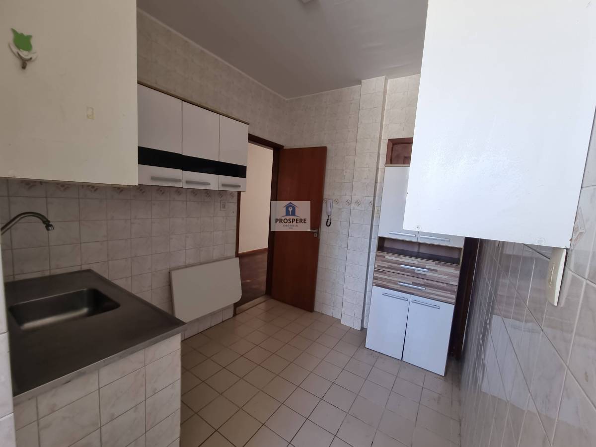 Apartamento à venda com 2 quartos, 70m² - Foto 7