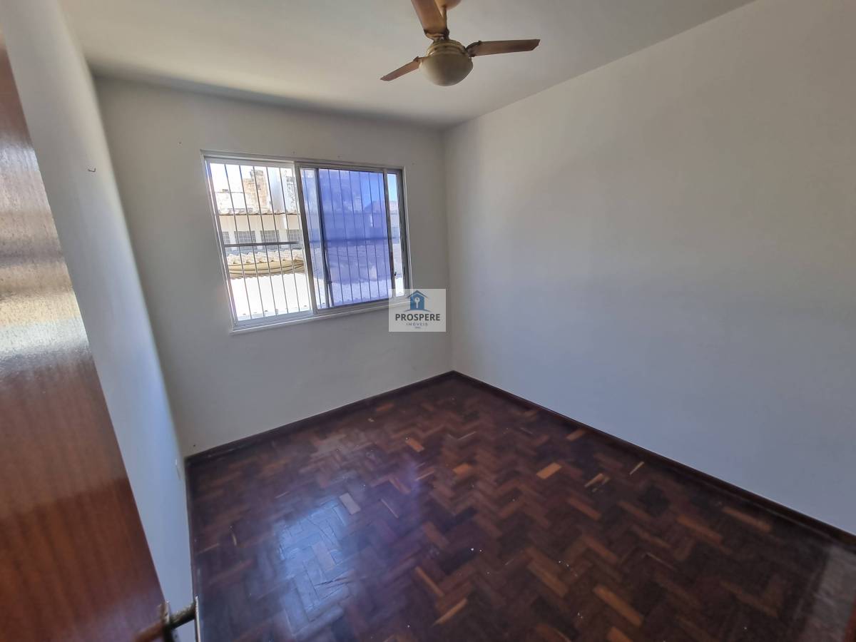 Apartamento à venda com 2 quartos, 70m² - Foto 12